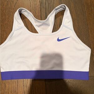 Nike light purple sports bra with purple trim